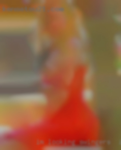 I'm swingers in IL looking to have casual hook ups.