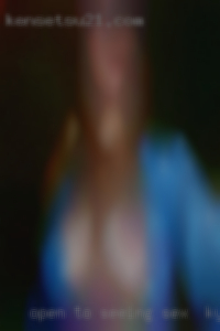 Open to seeing guys sex in KY gals and couples.